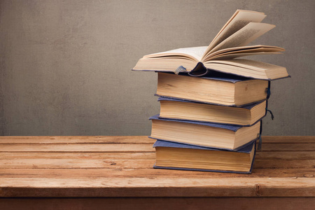 雙雀酒教育 以圖片、素材與圖書構建全方位的酒文化傳承體系